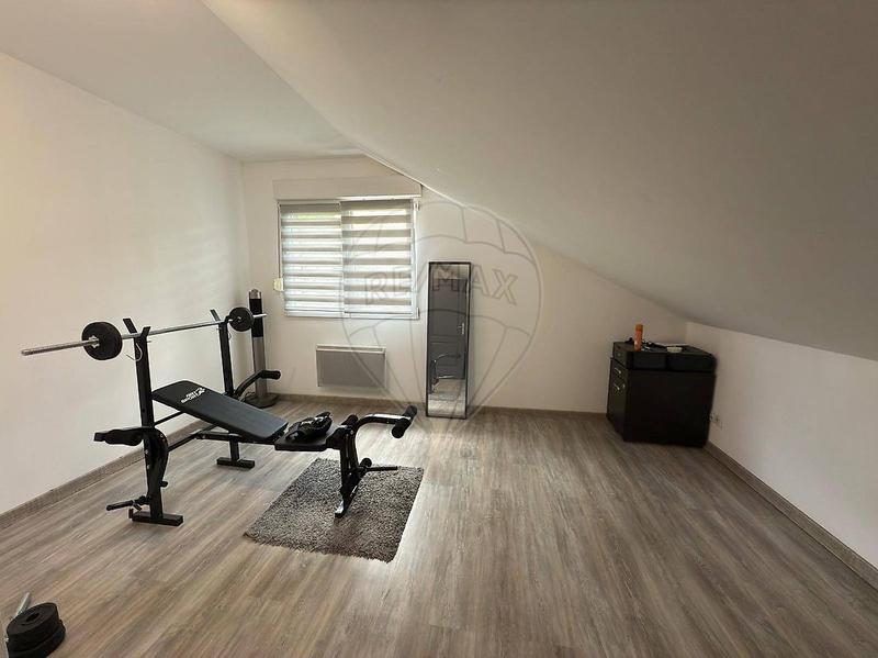 Maison - 140 m² - 5 pièces