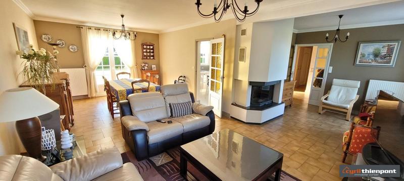 Pavillon - 140 m² - 6 pièces