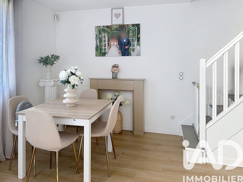 Maison - 93 m² - 5 pièces