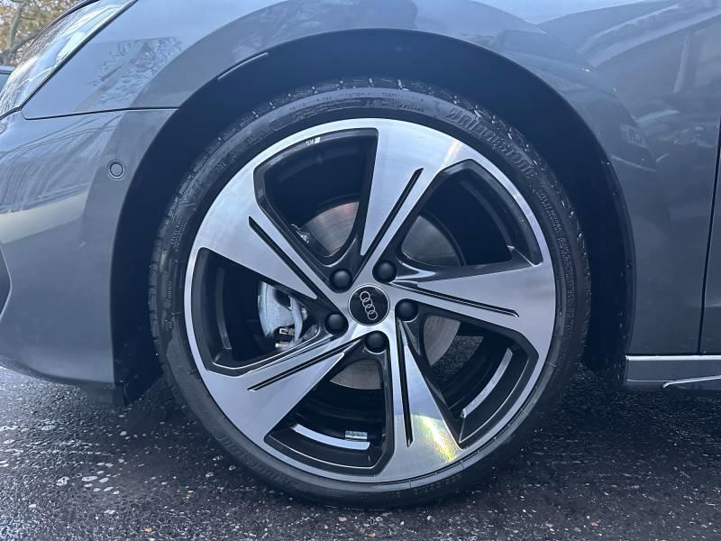 Audi A3 Berline 35 Tfsi Mild Hybrid 150 s tronic 7 s line