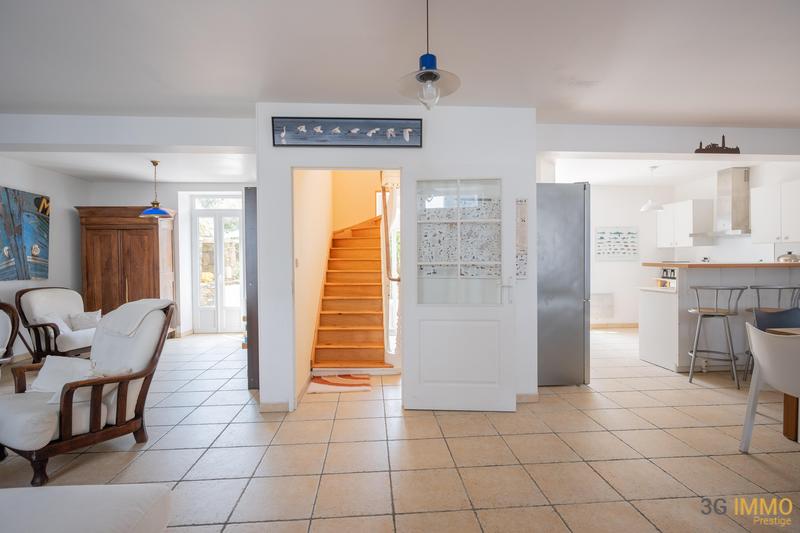 Maison ancienne - 190 m² - 7 pièces