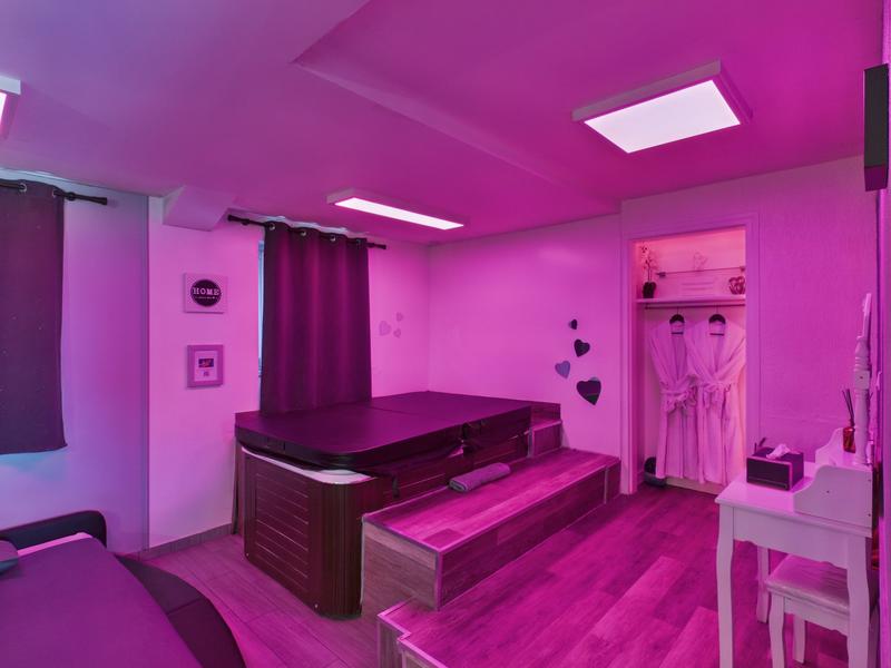 Maison - 600 m² - 7 pièces