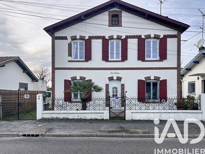 Maison - 95 m² - 4 pièces