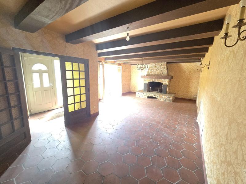 Maison - 202 m² - 7 pièces