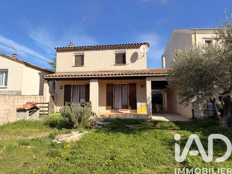 Maison - 93 m² - 4 pièces