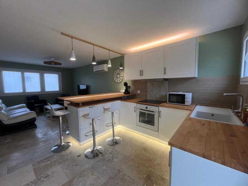 Maison - 99 m² - 5 pièces