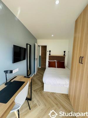 Chambre - 12 m² - 1 pièce