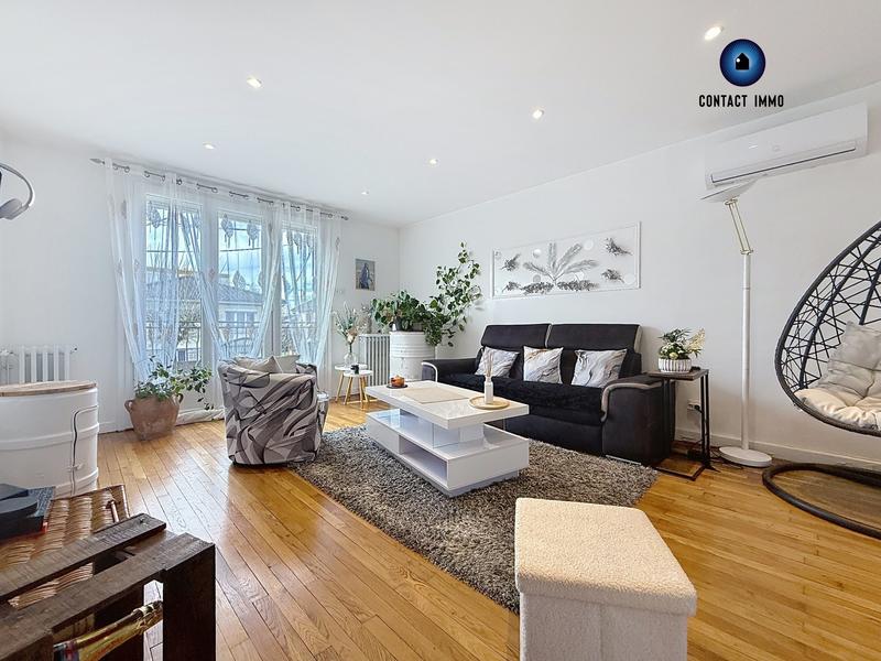 Maison - 98 m² - 4 pièces