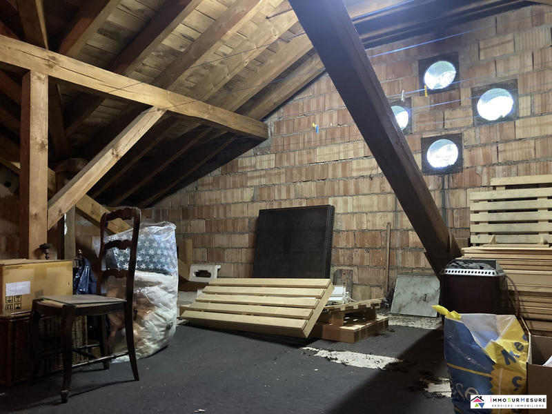 Loft - 69 m² - 2 pièces