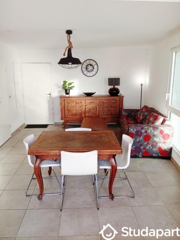 Chambre - 9 m² - 1 pièce