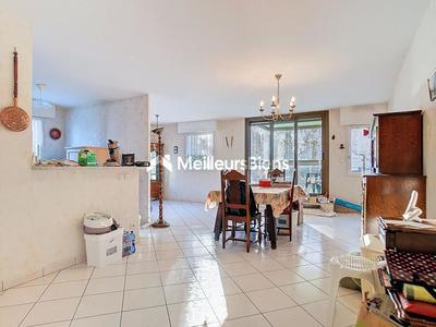 Appartement - 77 m² - 4 pièces