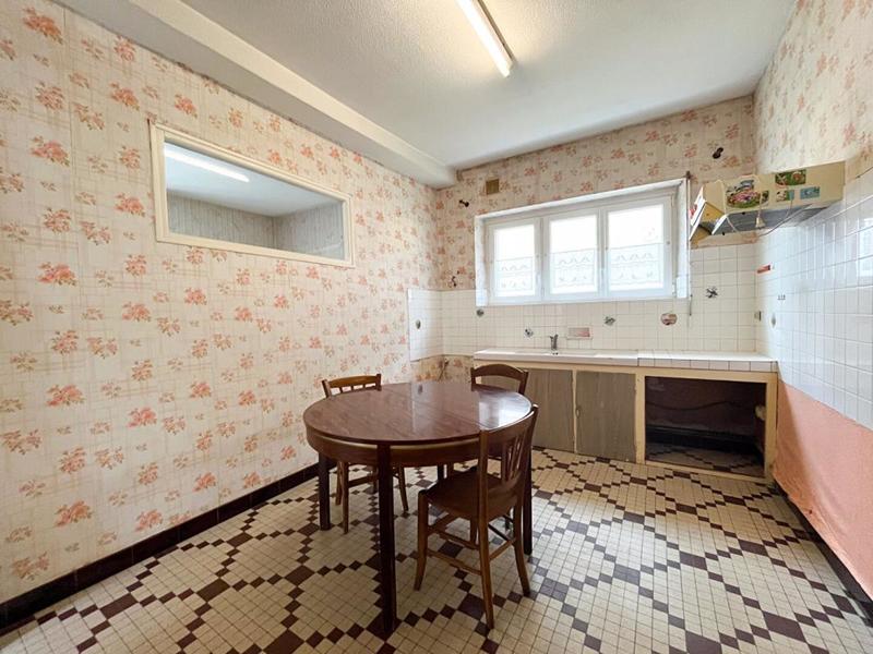 Maison - 104 m² - 6 pièces