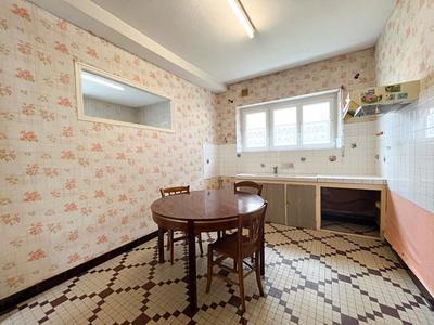 Maison - 104 m² - 6 pièces