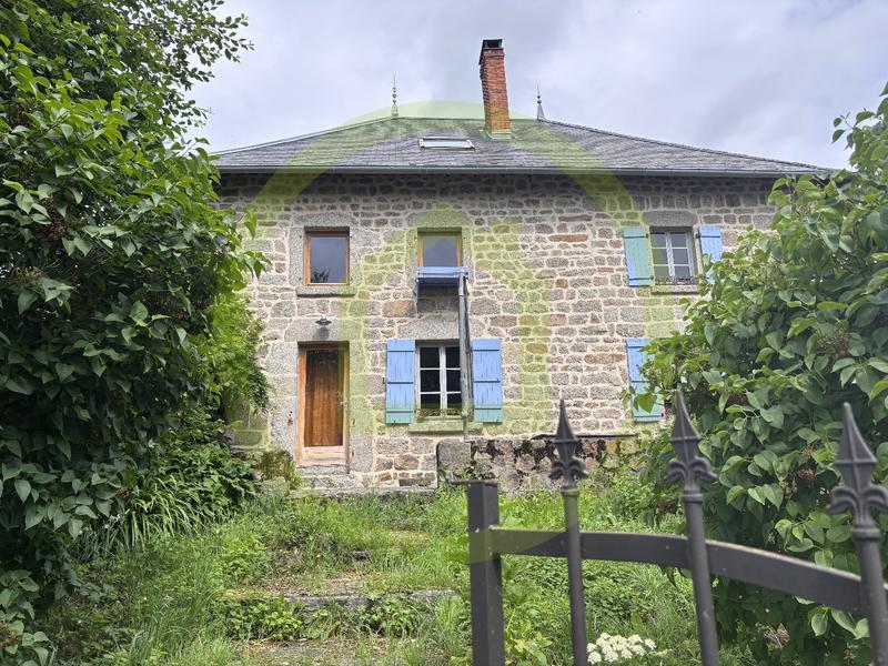 Maison - 250 m² - 7 pièces