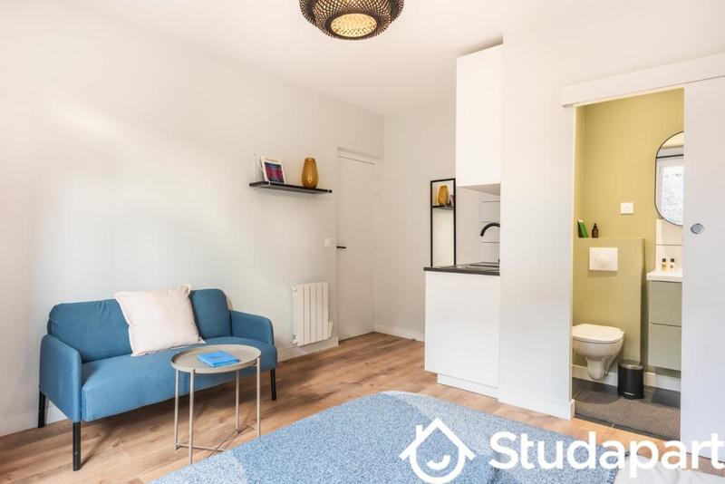 Chambre - 12 m² - 1 pièce