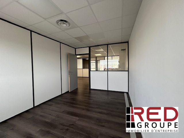 Bureau - 124 m² - 7 pièces