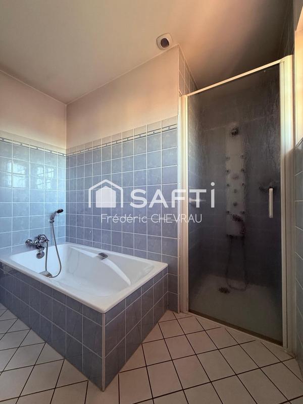 Maison - 261 m² - 7 pièces