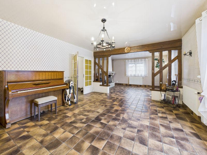 Maison - 170 m² - 6 pièces