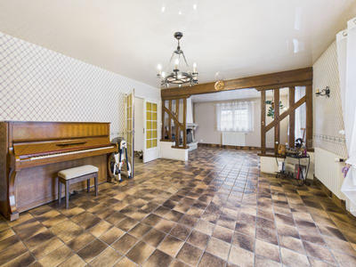 Maison - 170 m² - 6 pièces