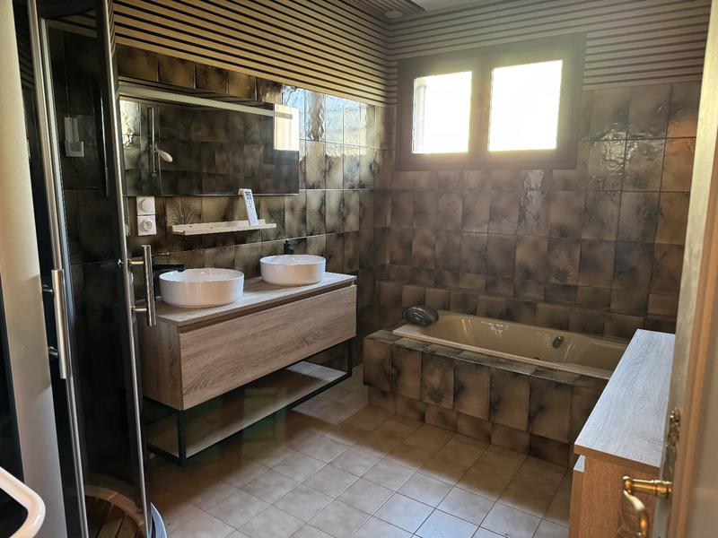 Maison - 87 m² - 4 pièces