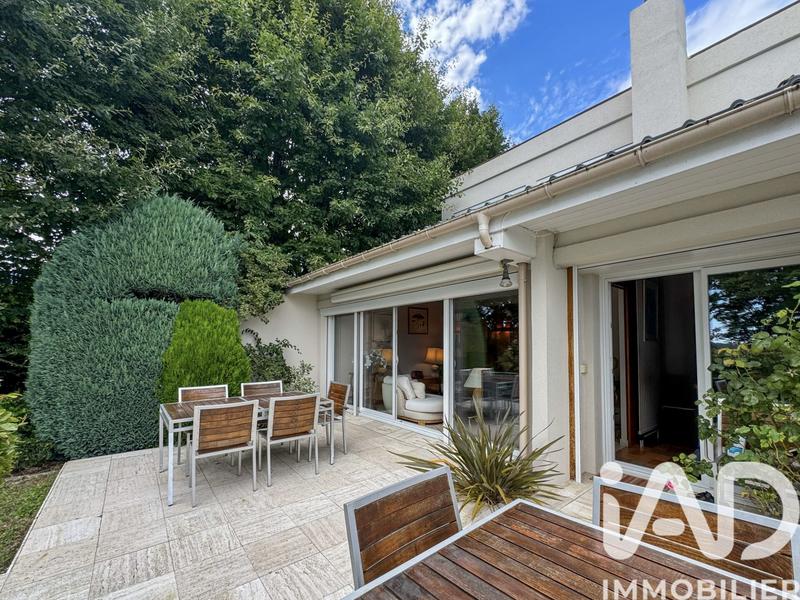 Maison - 120 m² - 7 pièces