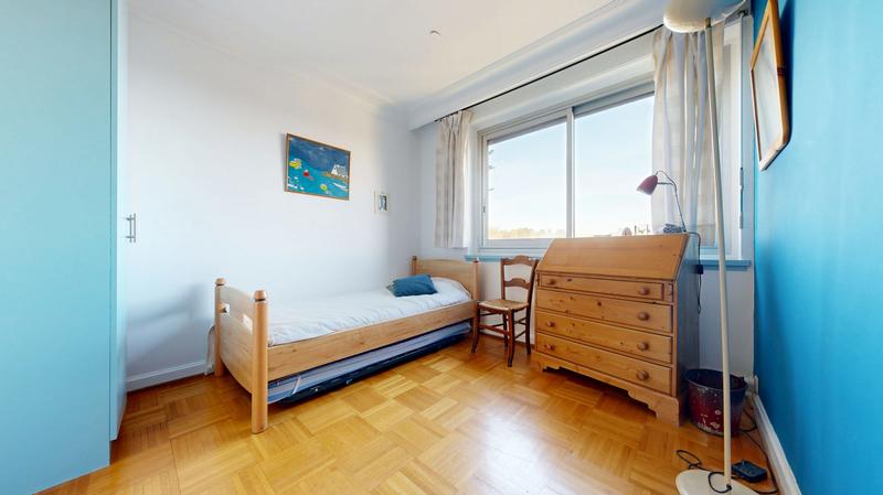 Appartement - 125 m² - 5 pièces