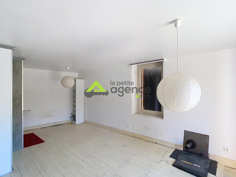 Maison - 297 m² - 12 pièces