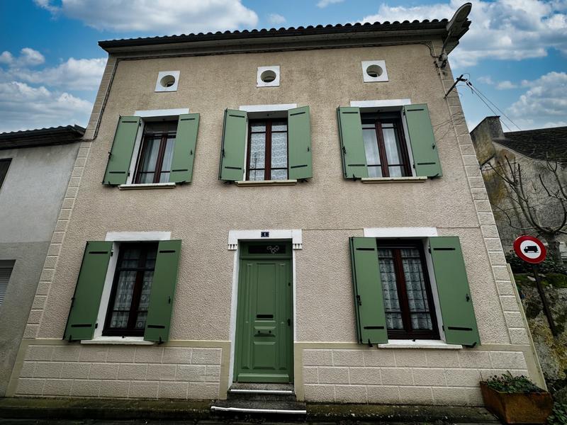 Maison traditionnelle - 158 m² - 7 pièces