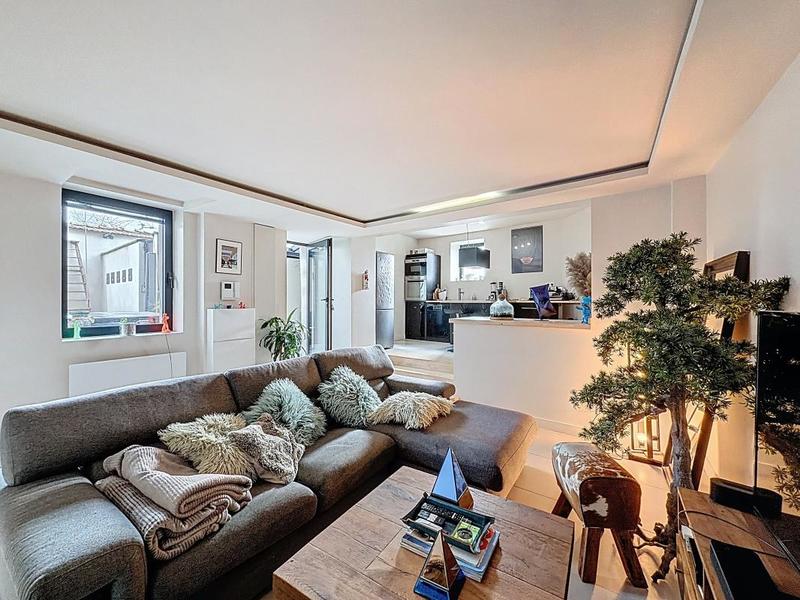 Appartement - 61 m² - 2 pièces