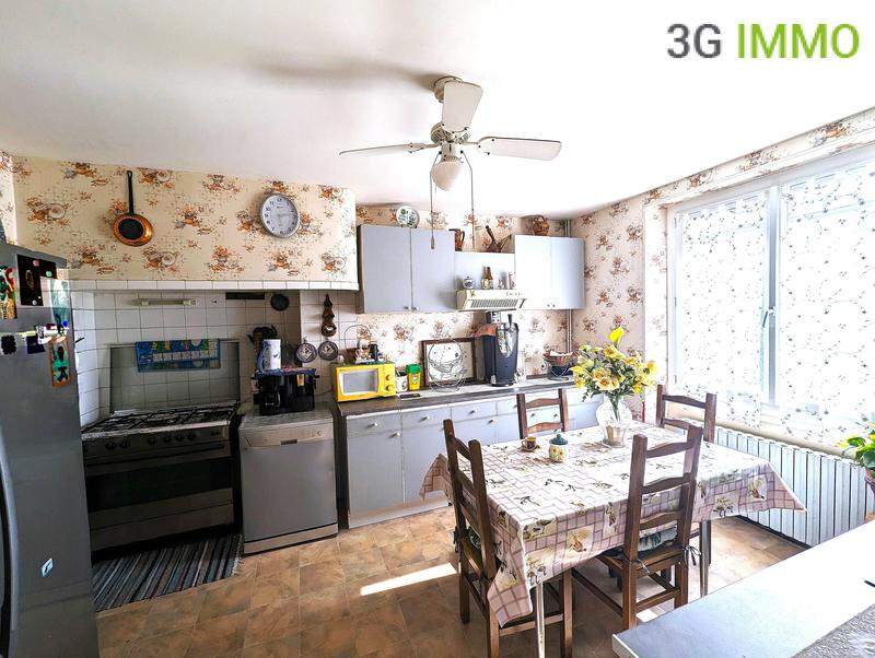 Maison - 140 m² - 5 pièces