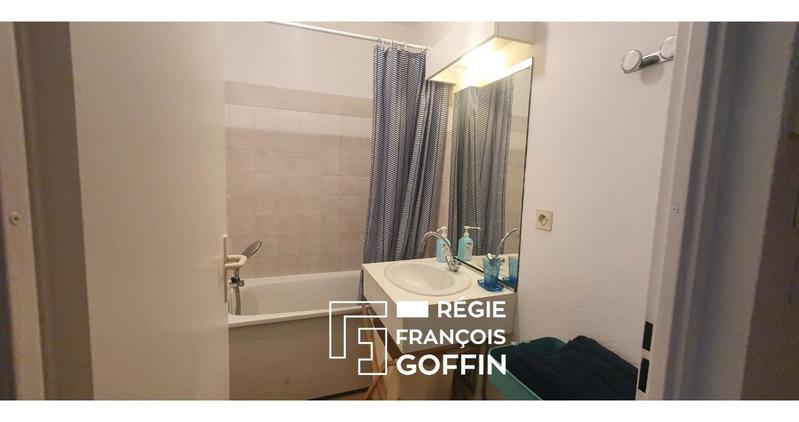 Studio - 18 m² - 1 pièce