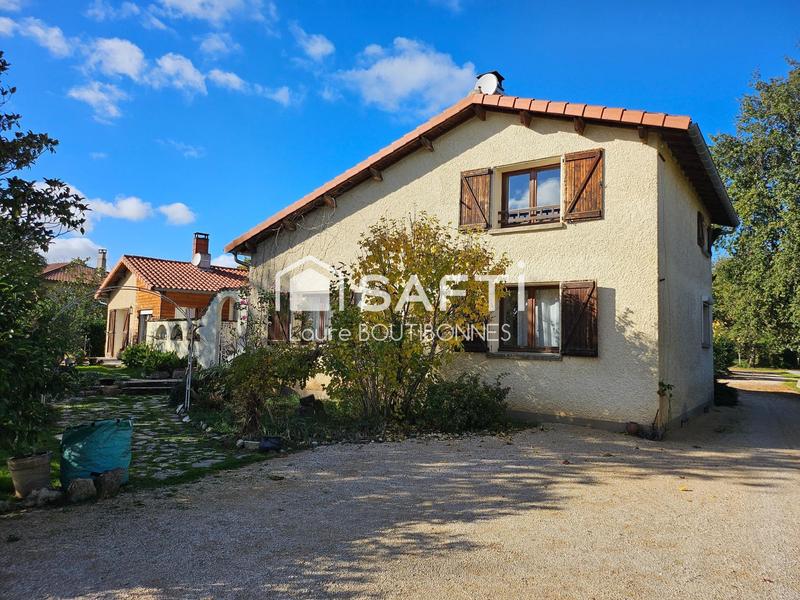 Maison - 263 m² - 7 pièces