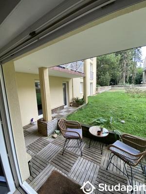 Chambre - 13 m² - 1 pièce