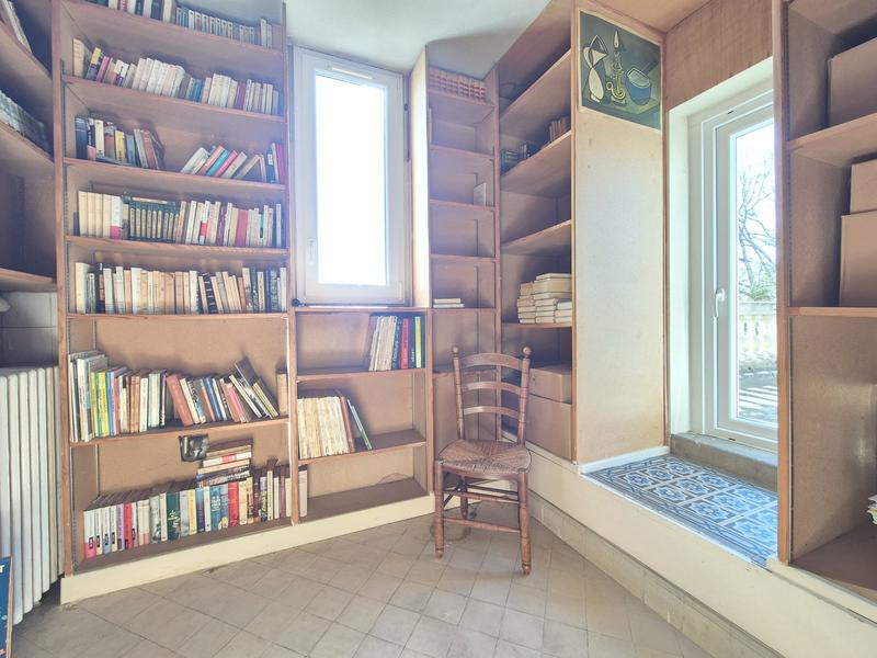 Maison ancienne - 321 m² - 13 pièces