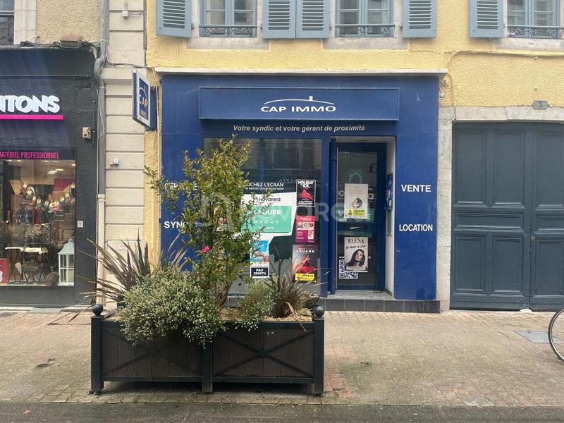 Local commercial - 61 m² - 3 pièces