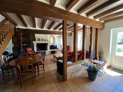 Maison - 303 m² - 10 pièces