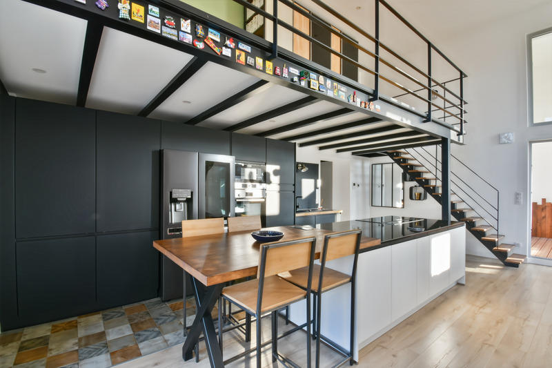 Appartement - 101 m² - 4 pièces