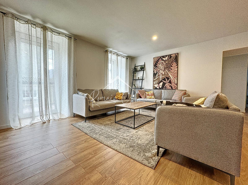 Appartement - 108 m² - 4 pièces