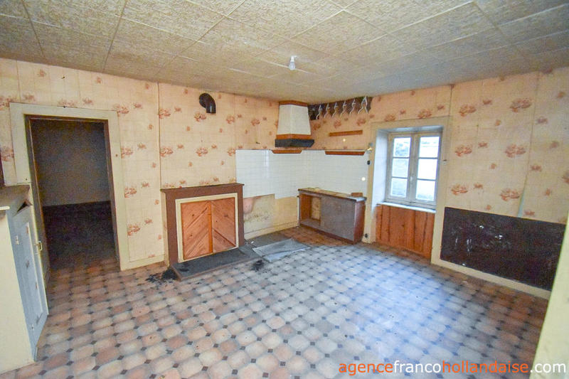 Maison en pierre - 130 m² - 7 pièces