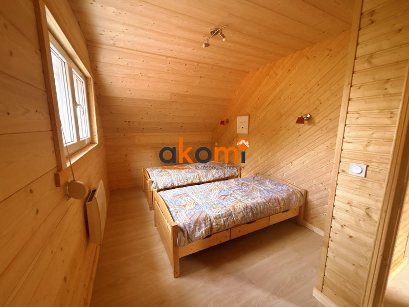 Châlet - 187 m² - 8 pièces