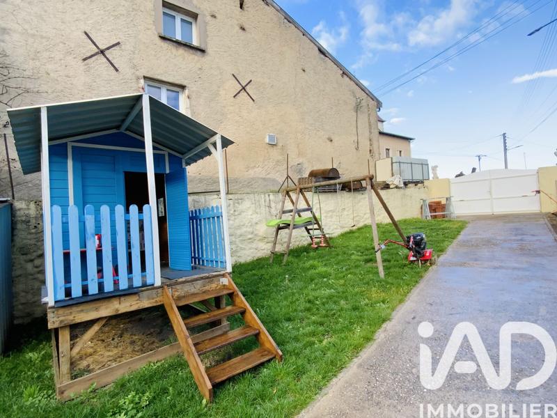 Maison - 211 m² - 6 pièces