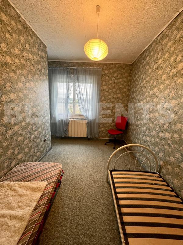 Maison traditionnelle - 187 m² - 6 pièces