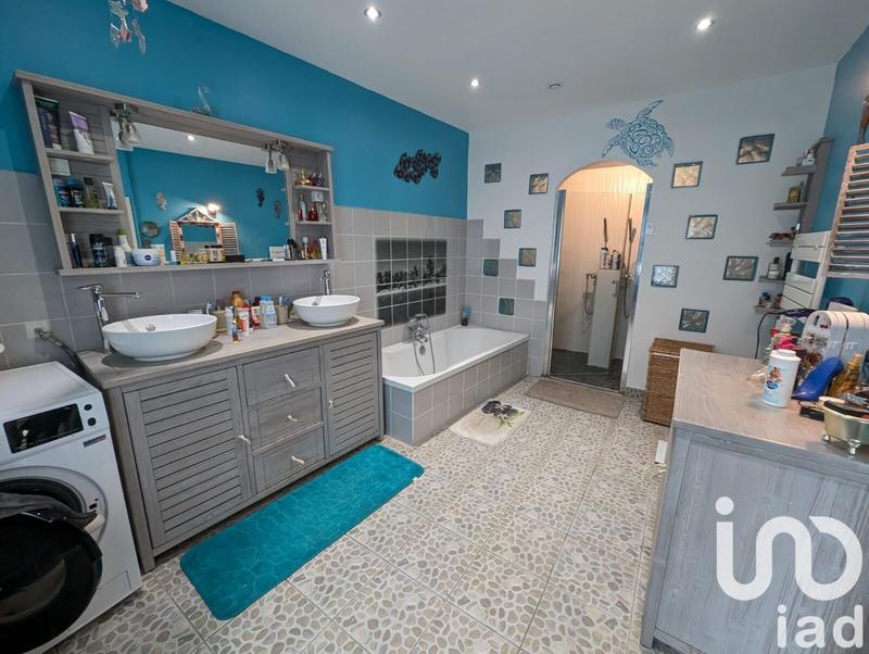 Maison - 180 m² - 6 pièces