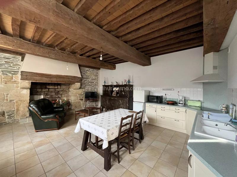 Maison - 172 m² - 6 pièces