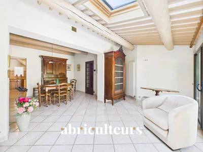 Maison - 94 m² - 5 pièces