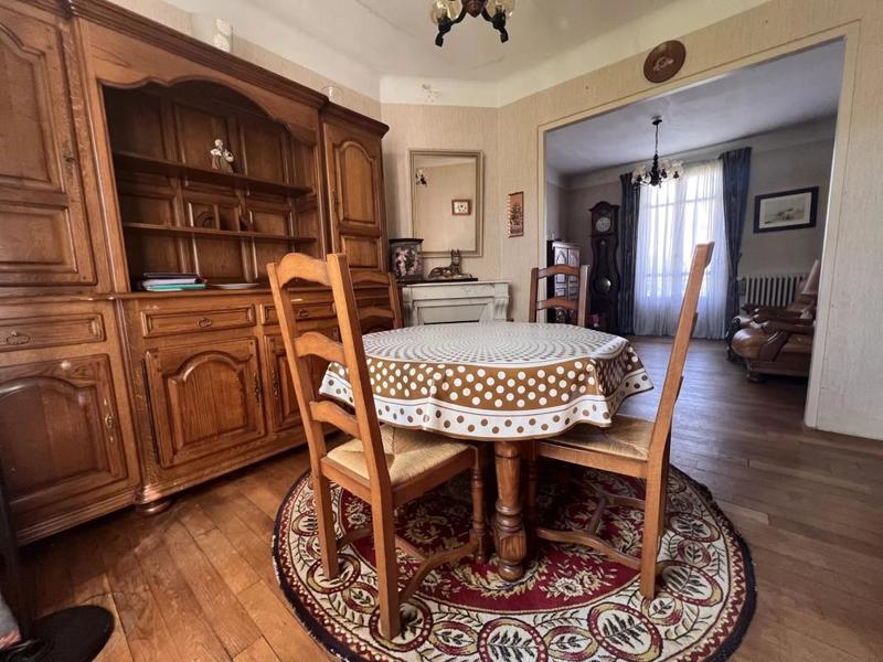 Maison - 96 m² - 5 pièces