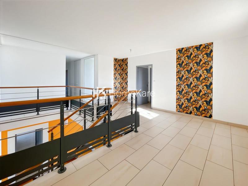 Villa - 230 m² - 7 pièces