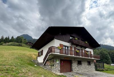 Maison traditionnelle - 164 m² - 6 pièces