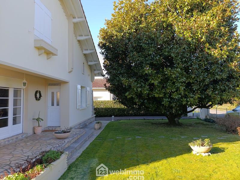 Maison - 154 m² - 7 pièces