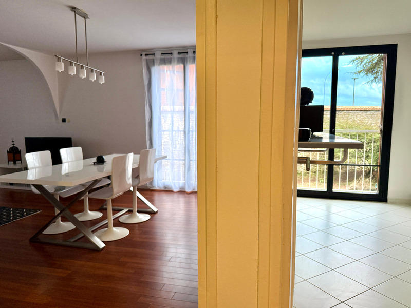 Appartement - 80 m² - 3 pièces